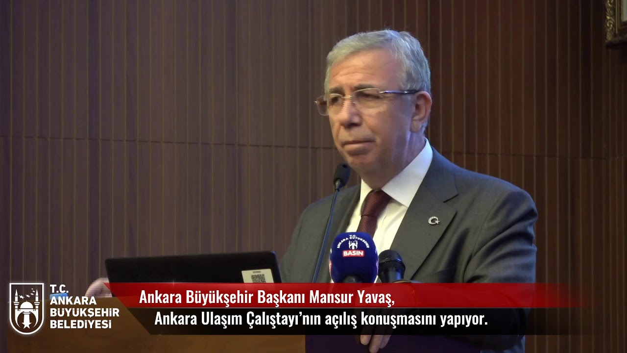 Ankara Büyükşehir Başkanı Mansur Yavaş, ‘Ankara Ulaşım Çalıştayı’nın açılış konuşmasını yapıyor.